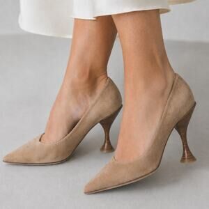 Burberry Leather Suede Pointed Toe Pumps Womens EU 39.5/US 9.5 Beige High Heel